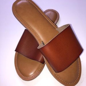 leather flip flops